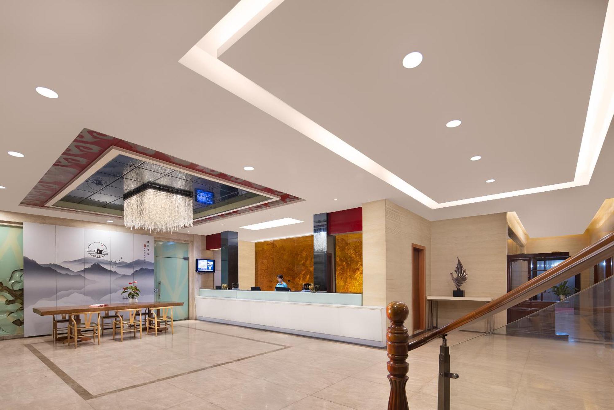 Kaiserdom Hotel Baiyun Airport-24-Hour Airport-Free Shuttle Bus Canton Esterno foto